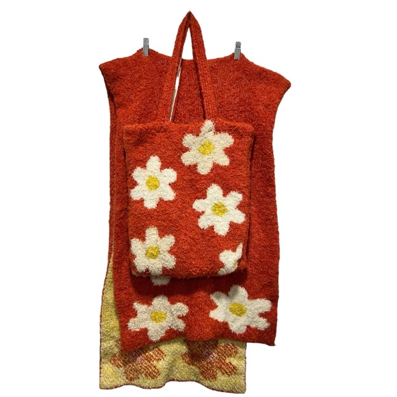 Free People Flower Power Carry On Tote And Scarf Set - Picture 8 of 15